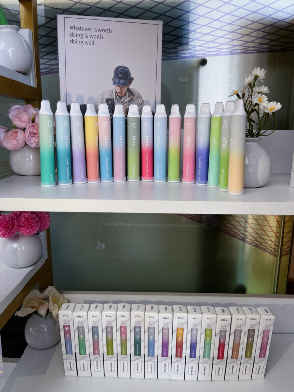 微信图片_20250520022131-scaled-1.jpg 新品上市【叮啞抛棄式7500口】可充電 💖薔薇布林口味✨台灣獨家登場🔥 CP值最高 零故障 限時活動 {滿十送一}